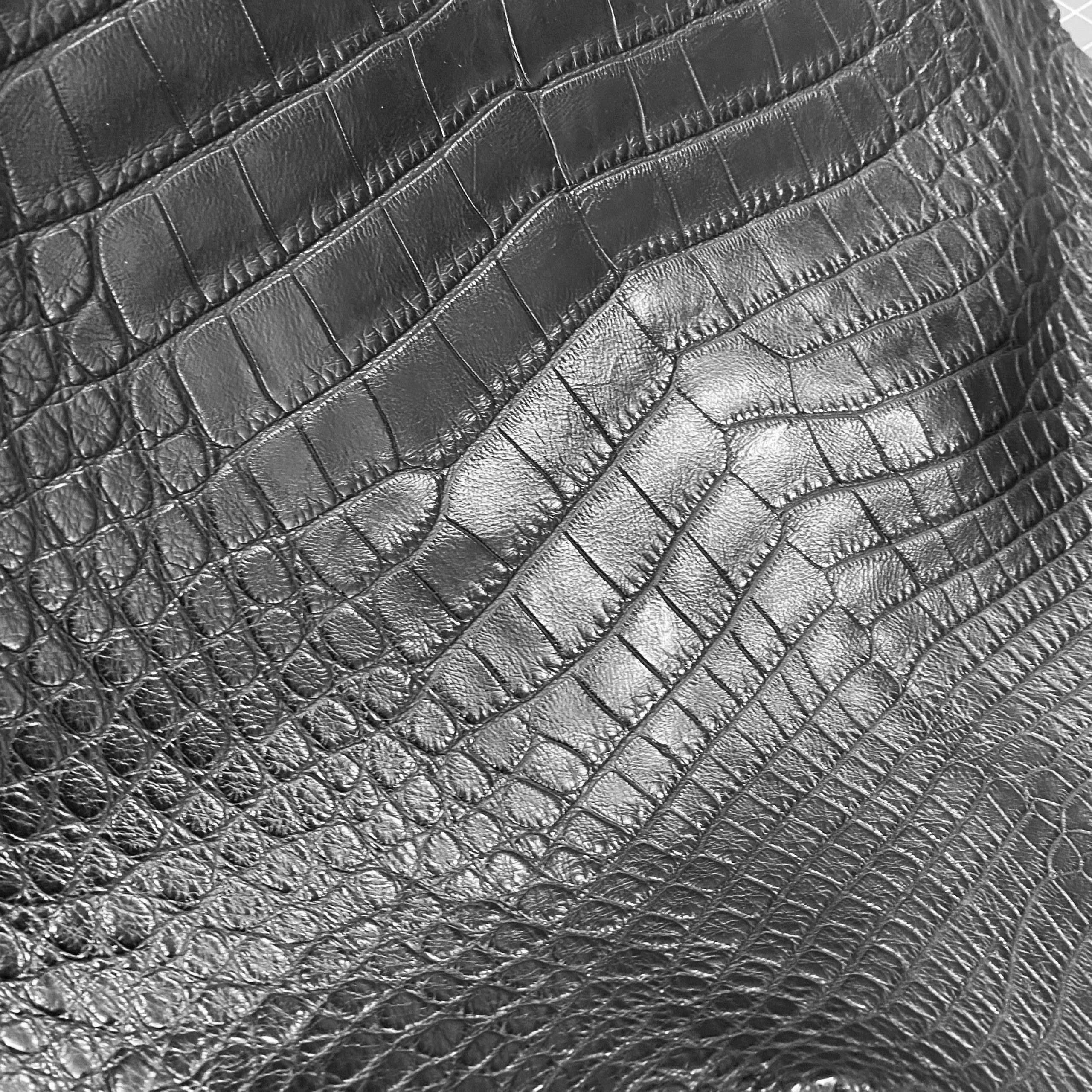 Matte Black Alligator